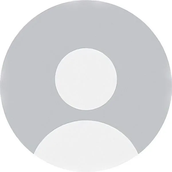 Алина Лесникова